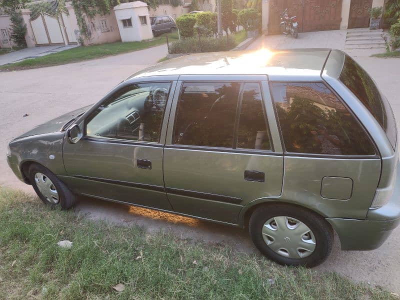 Suzuki Cultus Euro2 2013 model Geniune paint. 4