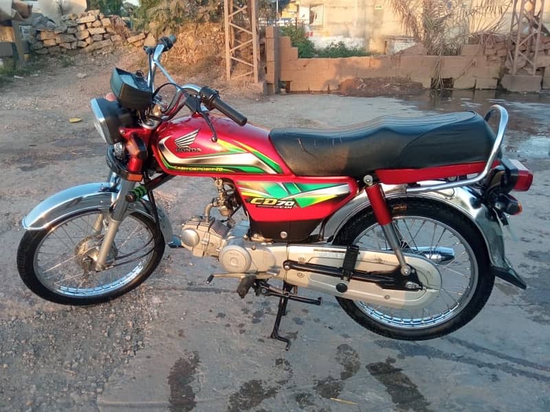 CD 70 honda 5