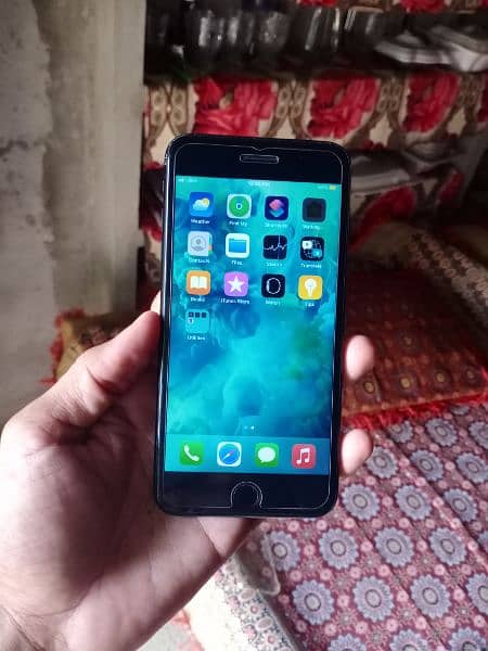 I Phone 7 Plus 256GB PTA approved with apple charger good condition 2