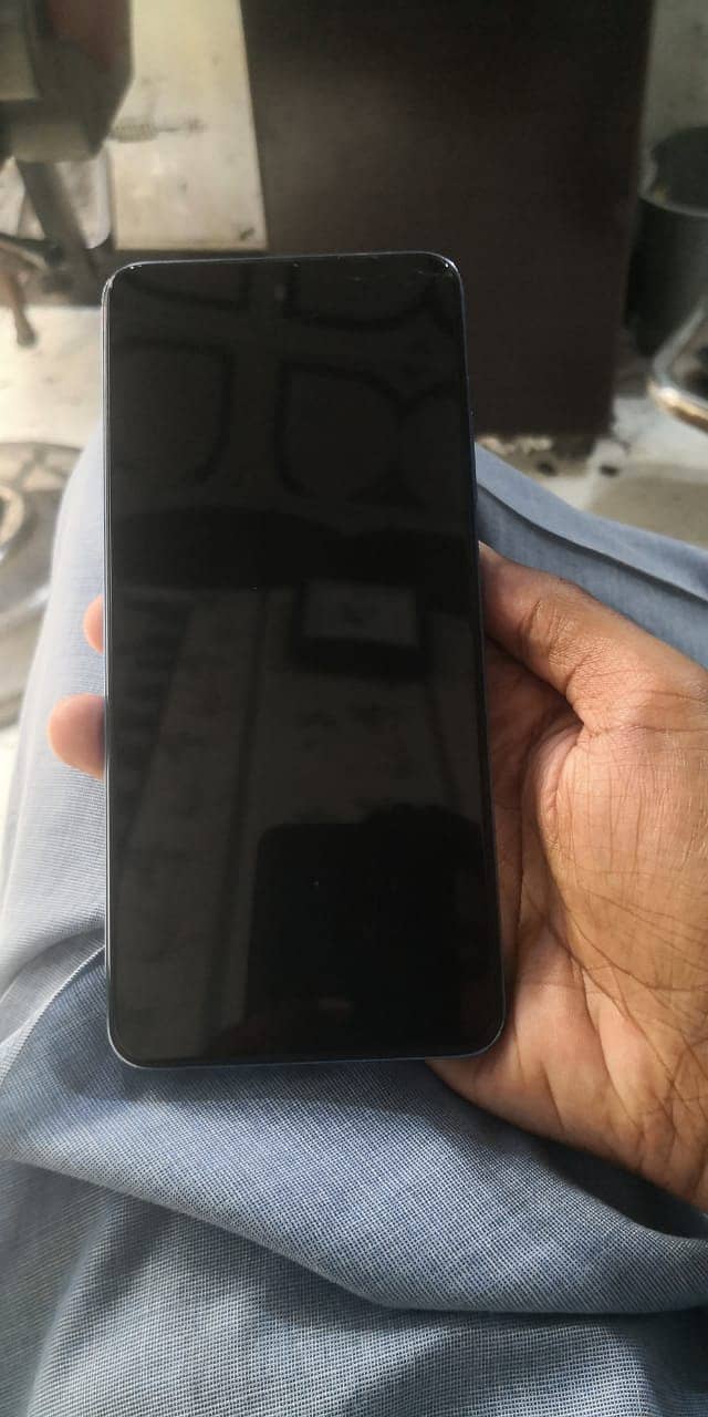 Infinix hot 40i 6