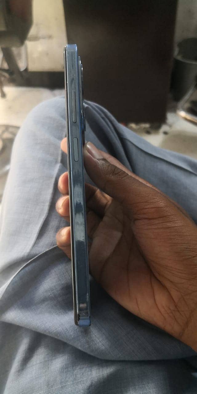 Infinix hot 40i 7