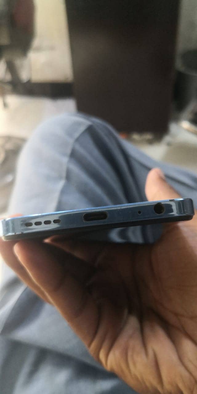 Infinix hot 40i 8