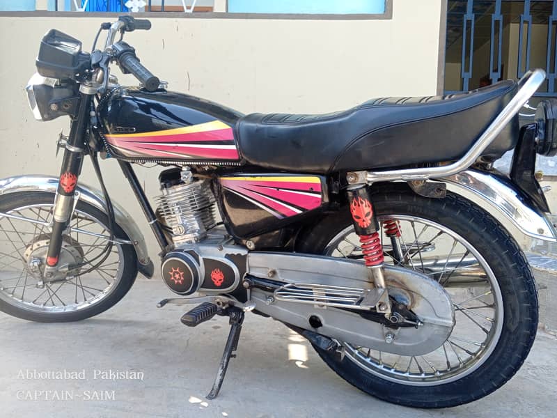 Honda 125.12 model. 90 hazar  Final hn  Fazool call kr ka tng na kra. 5