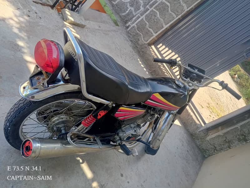 Honda 125.12 model. 90 hazar  Final hn  Fazool call kr ka tng na kra. 7