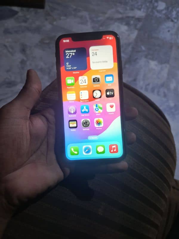 iphone 11 non active contact on WhatsApp 03095785682 5