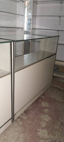 12mm glass 2pc counter 1