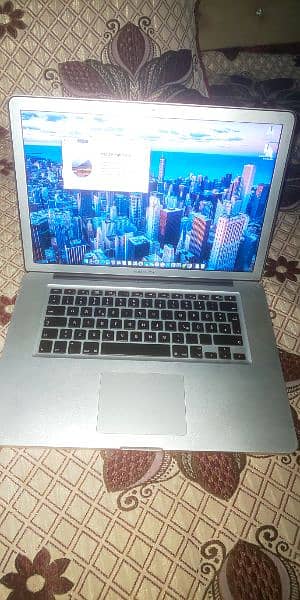 MACBOOK PRO 03184167971 1