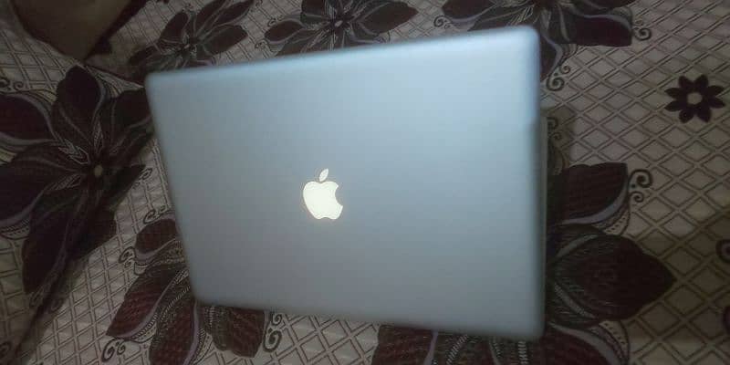 MACBOOK PRO 03184167971 4