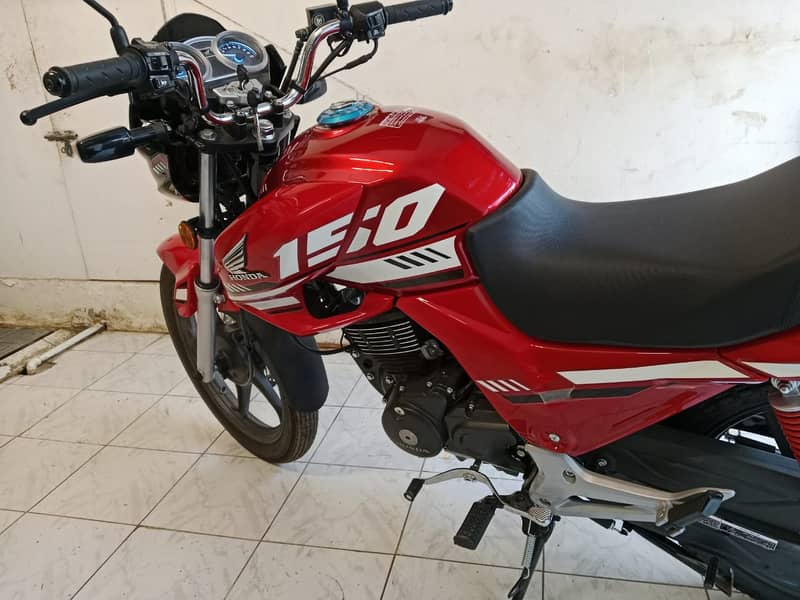 Honda CB 150F 2024 1