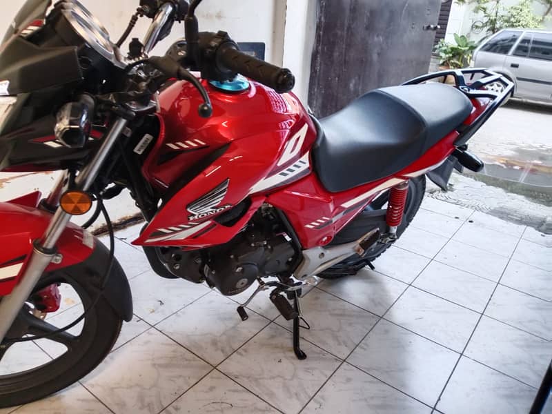 Honda CB 150F 2024 2