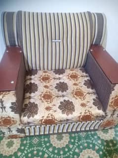 100 present ok look like new sofa set home used. 0/3/1/1/5/5/1/8/4/6/2