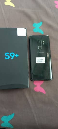 Samsung S9 plus with box 6 128