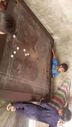 carrom board