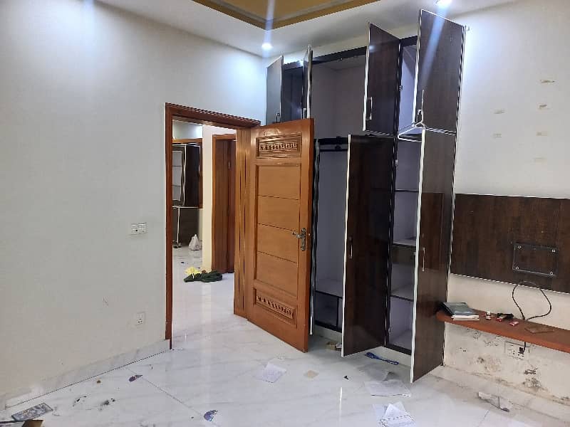 House Of 1 Kanal For sale In Wapda Town Phase 1 - Block K1 5