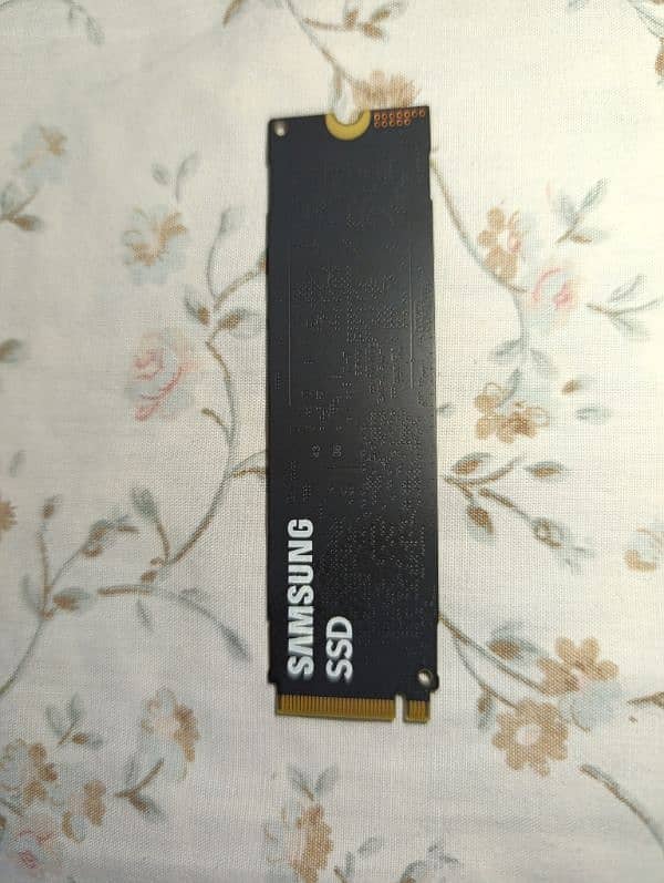 Samsung NVME 512 SSD for sale 0