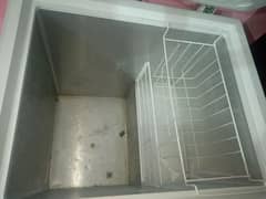 Pre-Owned Haier Freezer: Reliable Cold Storage Solution