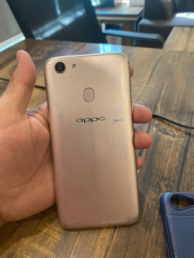 Oppo F5 4GB-32GB 1