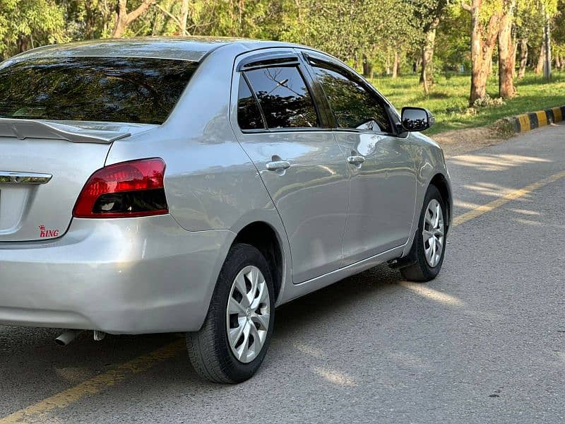 Toyota Belta 2011 9