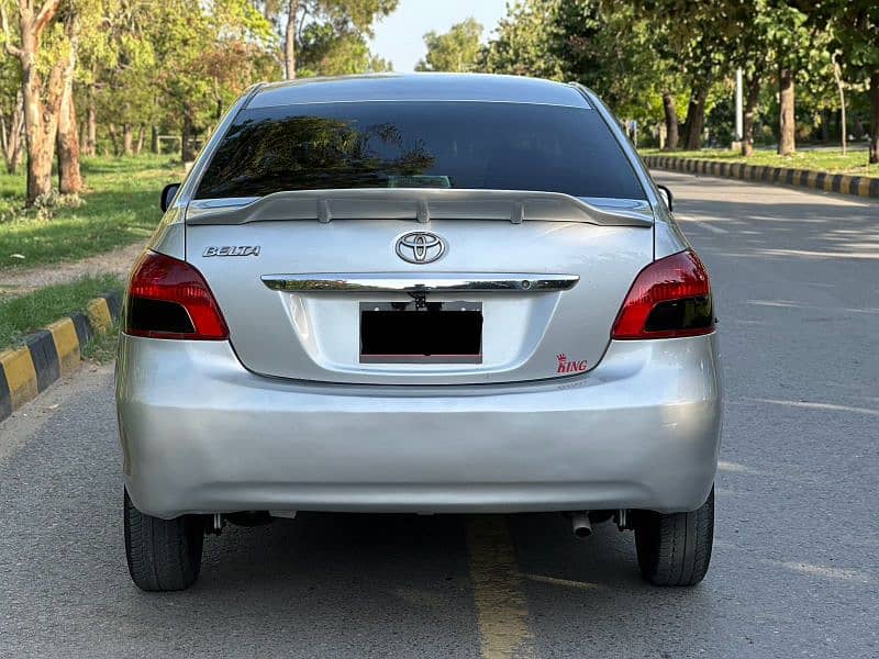 Toyota Belta 2011 11