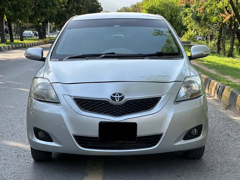 Toyota Belta 2011 13