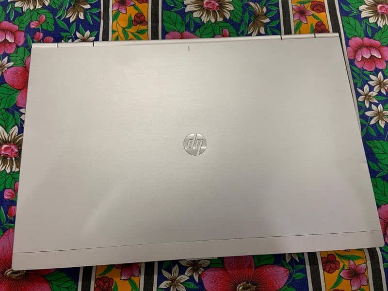 Hp 846p i7 2nd generation 4/128 1