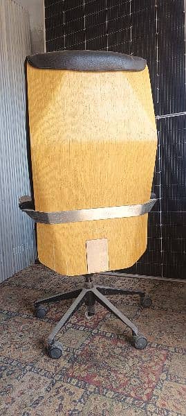 manager chair 5