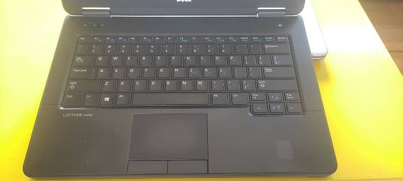 Laptop Dell 5440 1