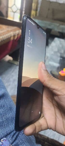 oppo f15 8gb 128gb 2