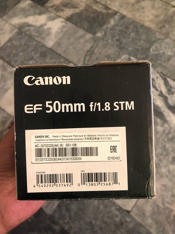 50mm 1.8 Canon lens 5