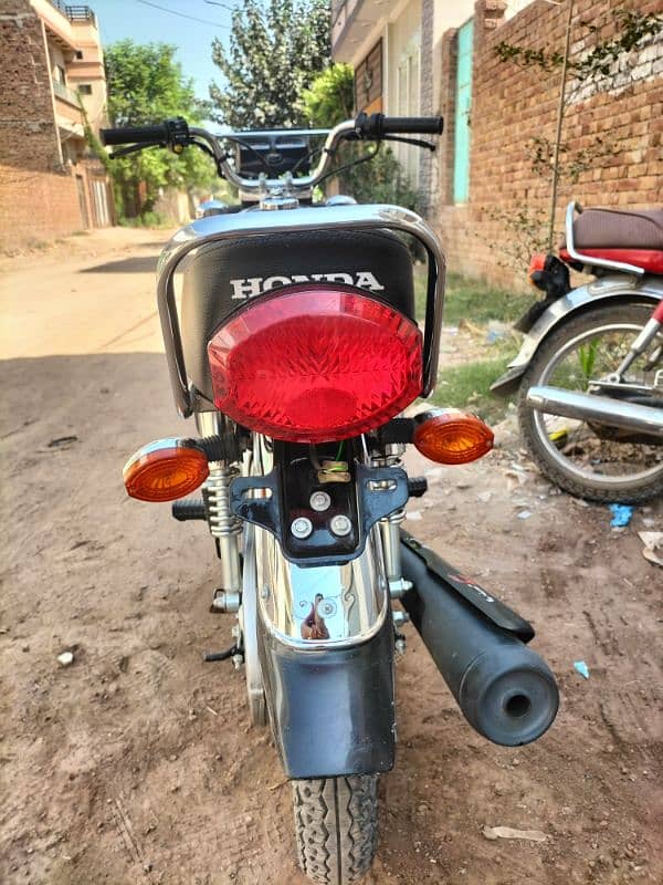 Honda 125 5