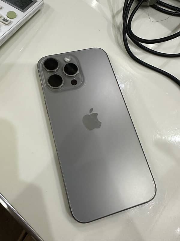 iPhone 15 pro max jv natural titanium 6