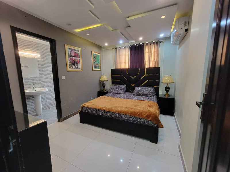 Luxury Studio/1 BHK/2 BHK available on daily basis 1