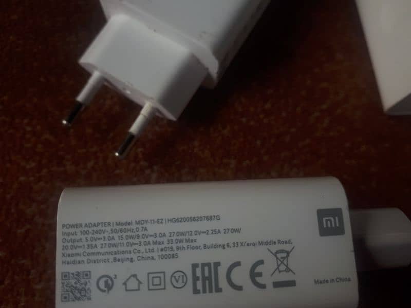 mi 33 watts  fast charger good condition 100% original 6