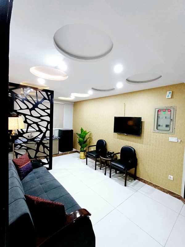 Luxury Studio/1 BHK/2 BHK available on daily basis 1