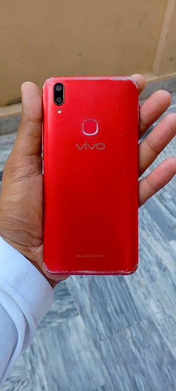 Vivo Y87 Smartphone 4/64 Dual SIM PTA Approved 8/10 Condition. . 5