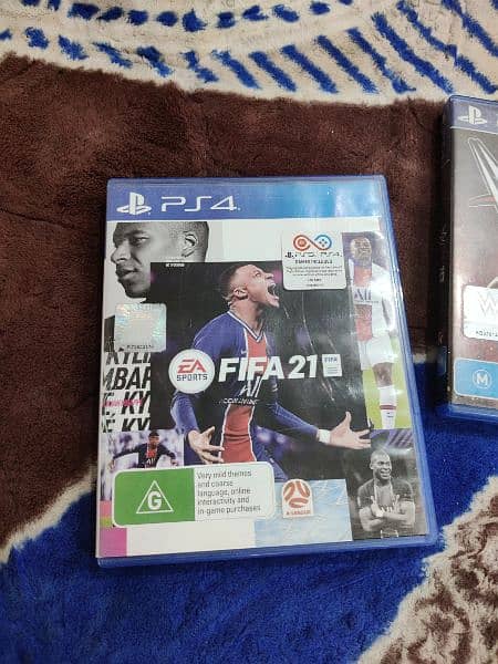 PS4 pro 1 TB 2