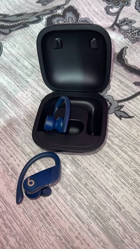 Apple Beats Pro 3