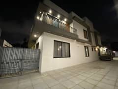 Prime Location House Of 250 Square Yards Is Available In PECHS Block 6