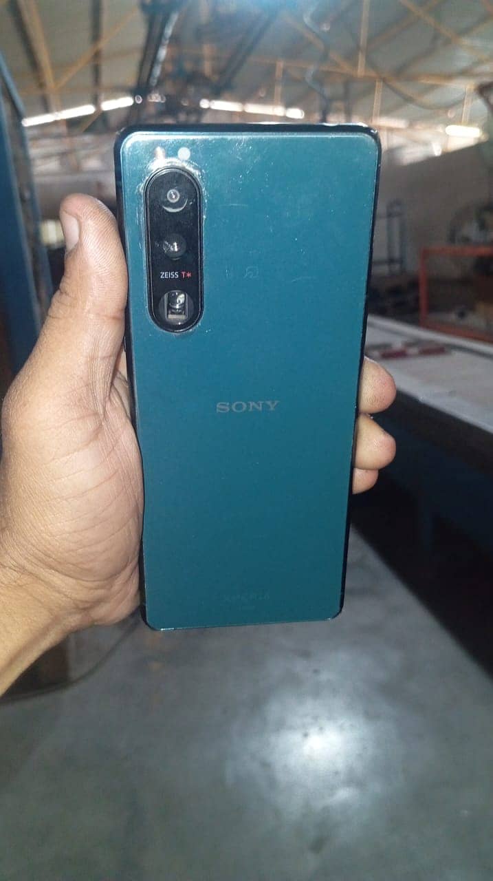 sony xperia 5 mark3  (5G) 1