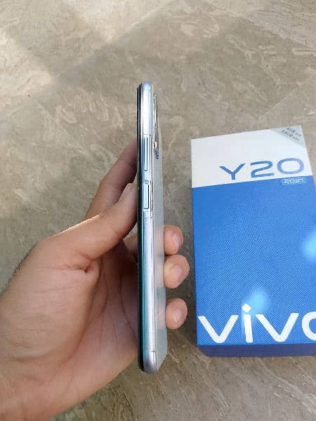 vivo y20 4gb 64gb urgent sale 03284116492 4