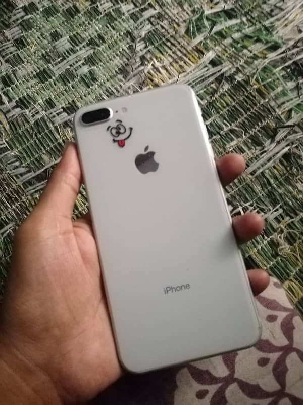 iphone 8 plus 4