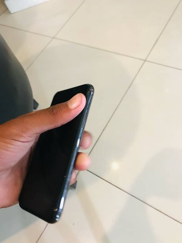 iPhone 11pro 256gb factory unlock 5