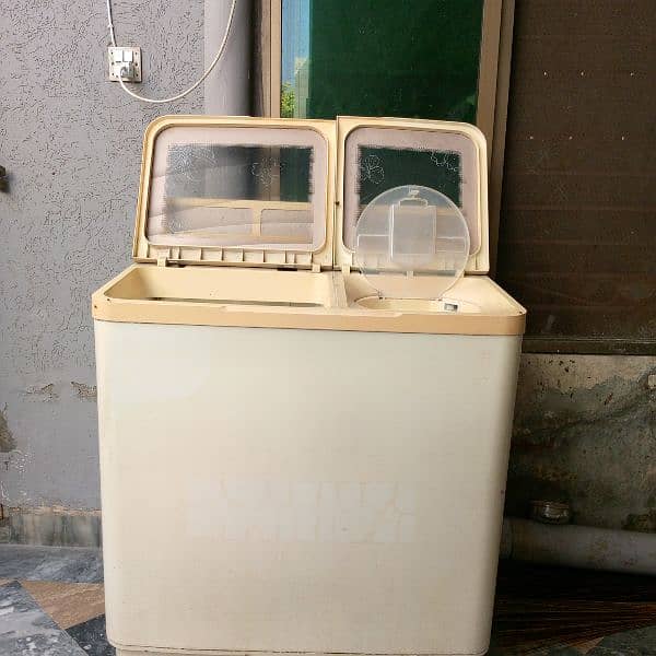 Kenwood Washing machine 2