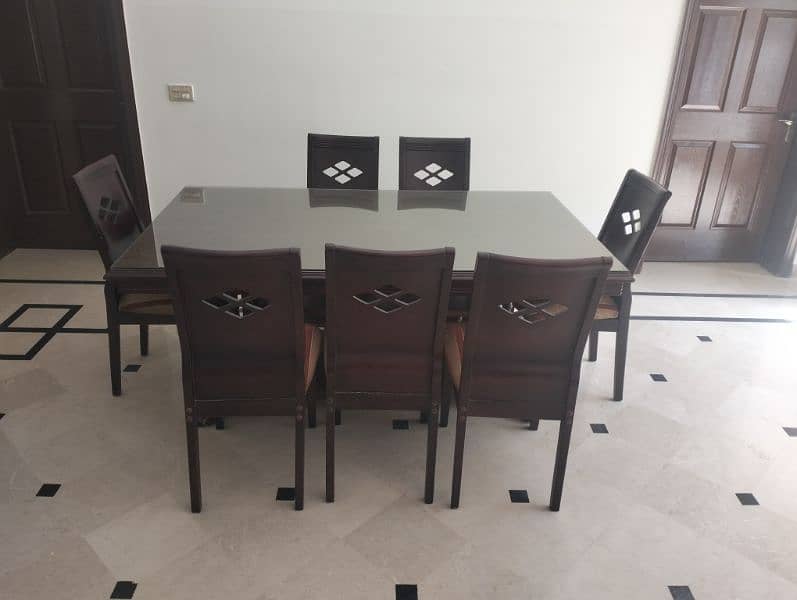 8 chairs full size Belgium dining table 3