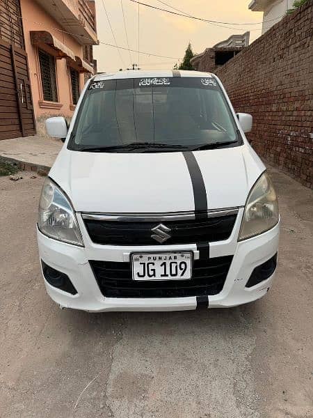 Suzuki Wagon R 2015 3