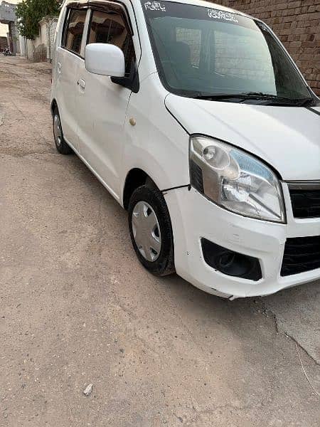 Suzuki Wagon R 2015 4