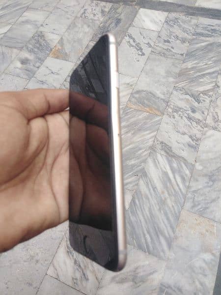 I phone 6s 16gb non pta 2