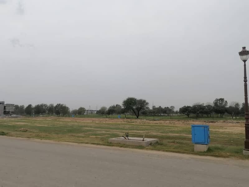 Idyllic Residential Plot Available In Al-Kabir Town - Phase 2 For sale 3