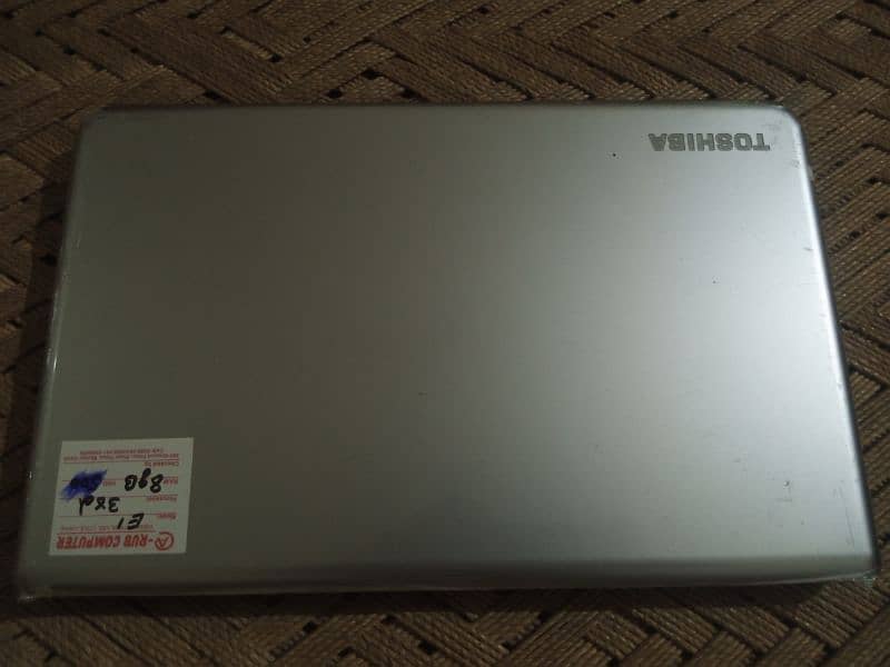 Toshiba AMD Satellite New Condition Laptop 7