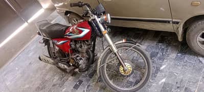 very good condition bike urgently sale and very good price